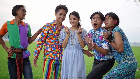 “บิ๊ก ผู้ใหญ่บ้านฟินแลนด์” นำทีม เด้งแรงใน MV “นัวคัก” (คลิป)