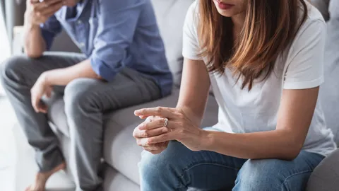 เช็ก 7 สัญญาณ “รักร้าว” ควรไปต่อหรือต้องมูฟออน