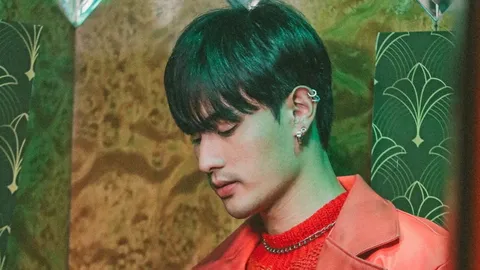 “NINEW” ส่งซิงเกิลใหม่ “ยังไงก็เพื่อน” หลังห่างหายไปพักใหญ่ (คลิป)