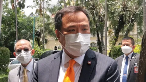 “อนุทิน” ตั้งเป้า ภท. ได้เก้าอี้ ส.ส.เพิ่ม รับอยากกลายเป็นพรรคระดับ 100 ที่นั่ง