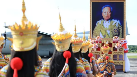 เชิญอัฐิ พลเอกเปรม กลับสู่จังหวัดสงขลา จัดพิธีสวดอภิธรรมก่อนบรรจุ 
