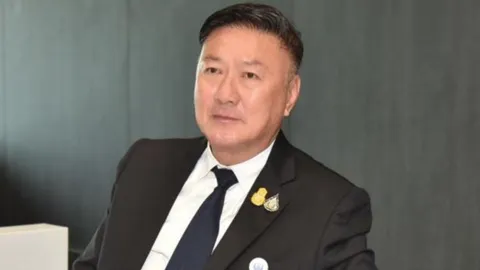 “นิโรธ” ประธานวิปรัฐบาล เผย ลากยาวโหวตงบประมาณ ปี 66 หวังให้จบวันนี้