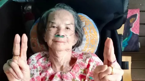 อ้อย จิระวดี อัปเดตอาการ คุณยายมารศรี หลังติดโควิด ล่าสุดกลับบ้านแล้ว