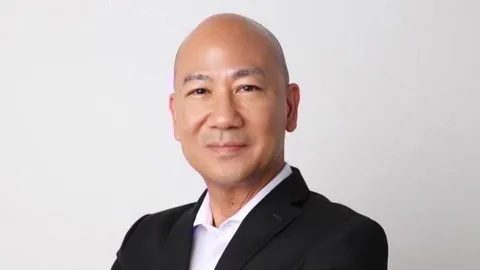 "พนิต" ปลุกคนรุ่นใหม่ ขับไล่ระบอบสืบทอดอำนาจ จี้ยกเลิก ส.ว.เลือกนายกฯ