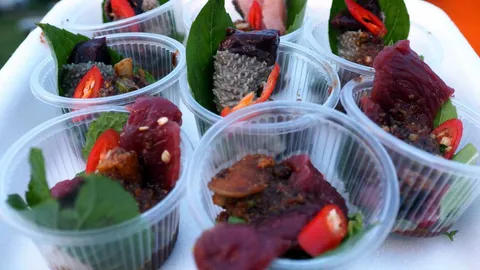 จุ๊เนื้อยกซดร้านเด็ดเชียงคำชอตละ 5 บาท ลูกค้าสายเนื้อข้ามอำเภอตามมากิน