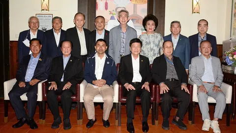 "กิตติพงษ์ เตรัตนชัย" จัดงานเลี้ยงแสดงความยินดีให้นายกสมาคมชาวปักษ์ใต้