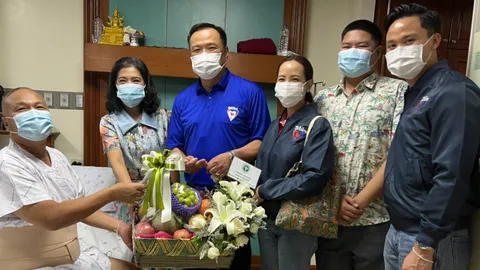 "เสี่ยหนู" นำ ภูมิใจไทย เยี่ยมเช็กอาการ แม่ทัพภาค 4 หลังปราศรัย ที่สงขลา