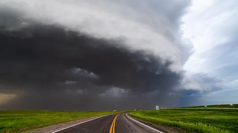 "เมฆม้วน" ปรากฏการณ์เหนือท้องฟ้า หาชมได้ยาก อันตรายหรือไม่?