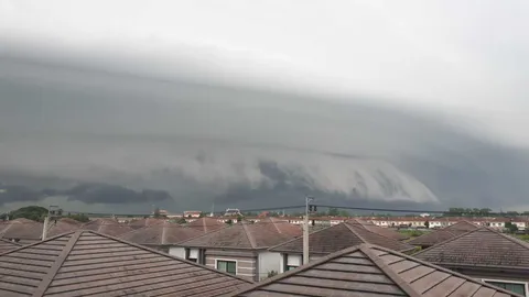 อุตุฯ แจงกรณีเกิดเมฆแนวโค้ง เมฆฝนดำทะมึน ช่วงเช้าวันนี้