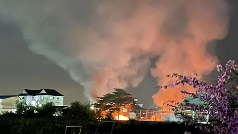 โรงบรรจุก๊าซบึม ไฟคลอกเจ็บ 5 สนั่นตอนดึก อีกรายระทึก! ร้านข้าวมันไก่ (คลิป)