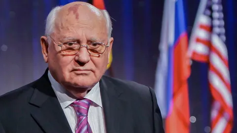 "มิคาอิล กอร์บาชอฟ" อดีตผู้นำคนสุดท้ายของโซเวียต เสียชีวิตในวัย 91 ปี