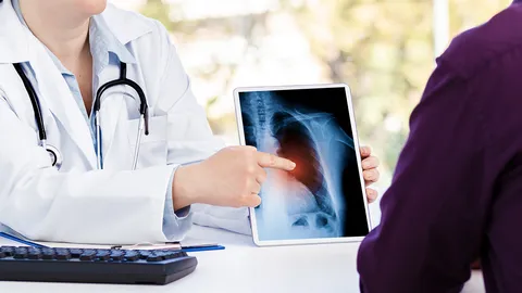 หมอธีระเตือน ป่วยลองโควิด ค่ารักษาก็แพง กระทบสุขภาพ