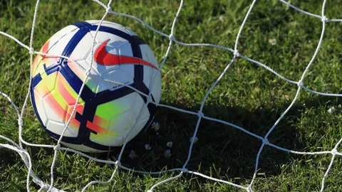 แคปชั่นฟุตบอลฮาๆ สายกวนโดนๆ โพสต์ชวนตลก อัปเดตใหม่ทุกวัน