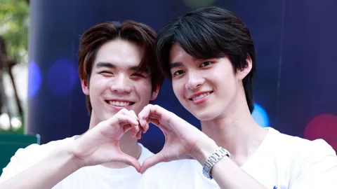 "มีน-ปิง" นำทีมนักแสดงบวงสรวงซีรีส์วาย "อัยย์หลงไน๋" จ่อคิวออนแอร์ 26 ก.ย.