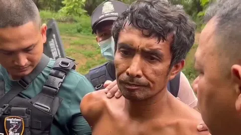 จับเสี่ยต้อย เมายาบ้าฆ่า นร. 3 ศพ คลั่งยิงบ้านพรุน เมียบอกผัวเสพมาตลอด (คลิป)