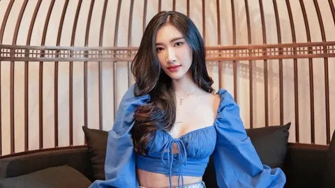 “ยีน-เกวลิน” มึน มีภาพหวิวหลุดถอดเสื้อผ้าบนรถไฟ ยอมรับเพิ่งไปเที่ยวขึ้นรถไฟมา