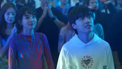 ฟินจิกเบาะ เลิฟซีนของ กิต Three Man Down กับ มีน สุดารัตน์