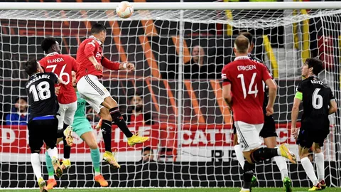 "แมนยูฯ" พ่ายคาบ้าน โดน "โซเซียดัด" บุกทุบถึงโรงละครฯ เปิดหัวศึกยูโรปาลีก