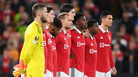 ไม่ปลื้มอย่างแรง แฟนแมนยูฯ จวก 2 แข้งดัง เกมแพ้ โซเซียดัด คาบ้าน ศึกยูโรปาลีก