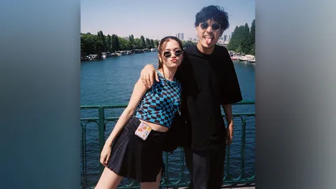 ดูแล้วฟิน วี-วิโอเลต โพสต์ภาพที่เพิ่งล้างฟิล์มจากทริปฝรั่งเศสรัวๆ