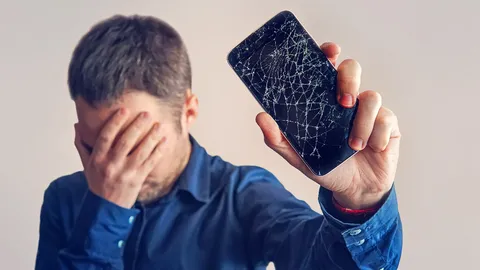 เปิดความหมาย "ฝันว่าโทรศัพท์หน้าจอแตก" เป็นลางร้ายจริงหรือไม่?
