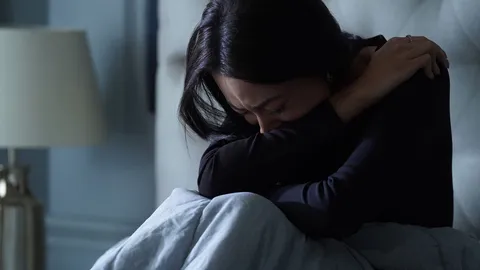 สายรุ้ง EP.7 มรสุมชีวิตถาโถม แซมมี่ เมาหนัก จมอยู่กับความทุกข์จนใจพัง