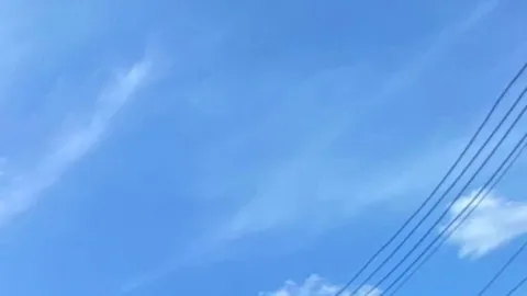 จนท.รุดช่วยนักเรียนสาว ม.ปลาย ตกจากชั้น 4 โรงเรียนกลางเมืองยะลาเจ็บสาหัส