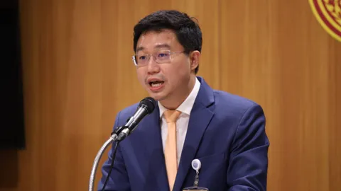 ก้าวไกล แย้ง กกพ. ยันค่าไฟต่ำกว่า 4 บาท/หน่วย เป็นไปได้ถ้าหยุดเอื้อกลุ่มทุน