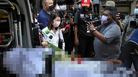 รับศพลูก 