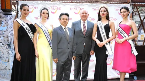 ททท.สนง.นิวยอร์ก จัดงานเลี้ยงสื่อมวลชนไทยและต่างชาติ โปรโมตแฟชั่นผ้าไทย