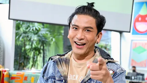 “ป๋อ ณัฐวุฒิ” ไฟเขียว “เอ๋” เซ็กซี่ได้เต็มที่ เชื่อวันนึงคงเบื่อไปเอง