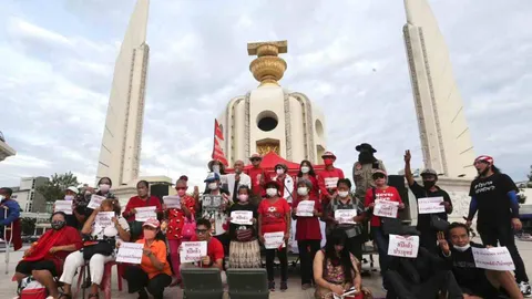 ม็อบคนเสื้อแดง รวมพล ทำกิจกรรม “รำลึกถึงวันรัฐประหาร คสช." 19 ก.ย. 49