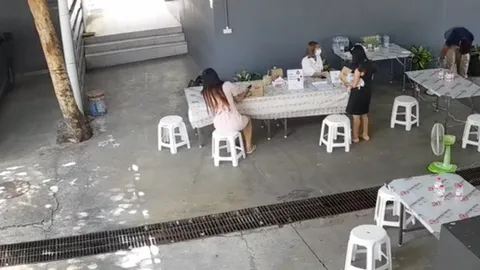 ไร้สัญญาณเตือน สาวเพิ่งบริจาคเลือด นั่งอยู่ดีๆ วูบหงายหลัง ตกจากเก้าอี้