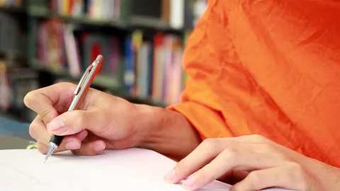 กรมการศาสนาถวายทุนพระ-เณร 220 ทุน ทุน 5,000 บาท