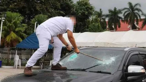 ศูนย์ชี้แจง หลังสาวทุบรถป้ายแดงประชด อ้างซื้อเงินสด วิ่งไม่ถึงพันโล ปัญหาเพียบ