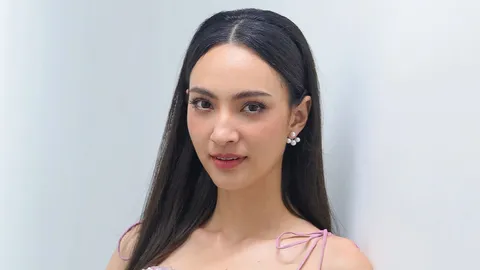 “แอนน่า กลึคส์” ภูมิใจทำให้ “แม่-ยาย” มีความสุข ยอมรับมีหนุ่มเข้ามาจีบแต่แค่เพื่อน