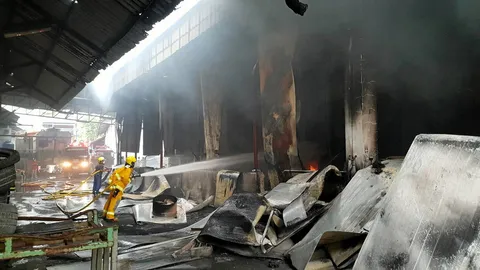 ไหม้โรงงาน 