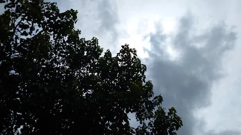 อัศจรรย์เห็น "พระอาทิตย์ทรงกลด" ขณะที่ อ.ลักษณ์ ทำพิธีบวงสรวงที่คำชะโนด