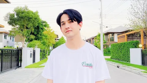 เลโอ B.O.Y ประกาศขายบ้านทำเลในเมือง 300 ล้านบาท (คลิป)