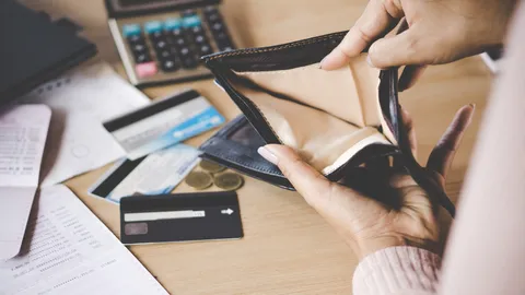 ลงทะเบียนแก้หนี้ผ่าน "มหกรรมร่วมใจแก้หนี้" ปรับโครงสร้างหนี้ก่อนจะสาย