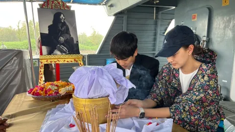 ประมวลภาพพิธีลอยอังคาร ดาราดังส่งดวงวิญญาณ หม่อมน้อย ม.ล.พันธุ์เทวนพ 