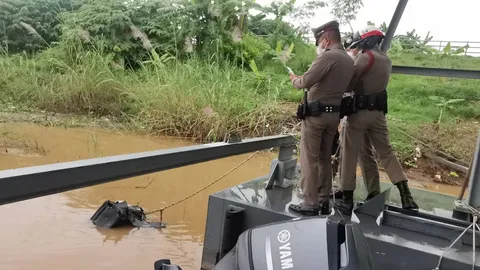 โหด พบศพหญิงนิรนามถูกฆ่ายัดกระเป๋าเดินทางถ่วงหิน ลอยอืดริมน้ำโขง