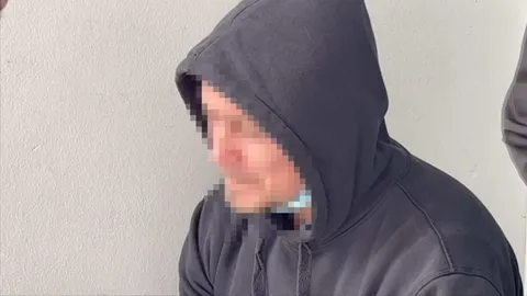 ตร.สมุย คุมตัวหนุ่มคาซัคฯ สอบขยายผลคดีขู่รีดเงิน 2 สามีภรรยาชาวรัสเซีย