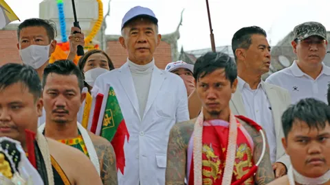 "สุวัจน์" นำทัพ "พรรคชาติพัฒนากล้า" สืบสาน "กินเจ" โคราช ปีที่ 16 