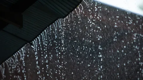 จับจุดฝนตกหนักส่งท้ายปี เสี่ยงน้ำท่วมใหญ่กระจาย