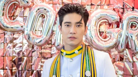 “ยูโร–ยศวรรธน์” ปลื้มปริ่มที่คว้าปริญญาสมใจ ทำให้พ่อแม่ยินดีและพร้อมลุยงานเต็มร้อย