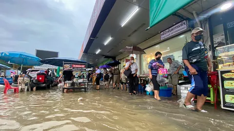 ทุลักทุเล