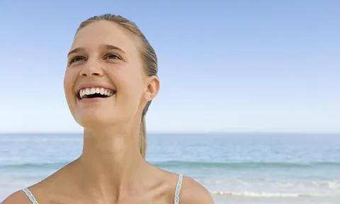 แดดแรงๆ ในฤดูร้อน กับโรคต้อลม 