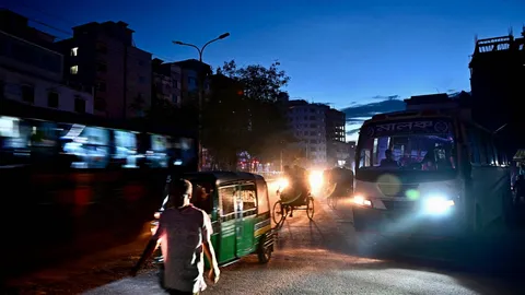 บังกลาเทศเผชิญไฟดับครั้งใหญ่ กระทบปชช. 130 ล้านคน