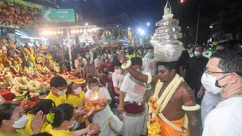 นวราตรี